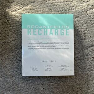 Skincare Set with Cleanser and Moisturizer